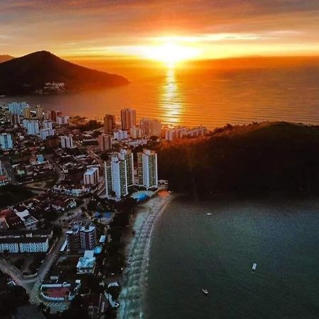 Apartamento Dona Frida Prainha com WiFi recém reformado Caraguatatuba Exterior foto